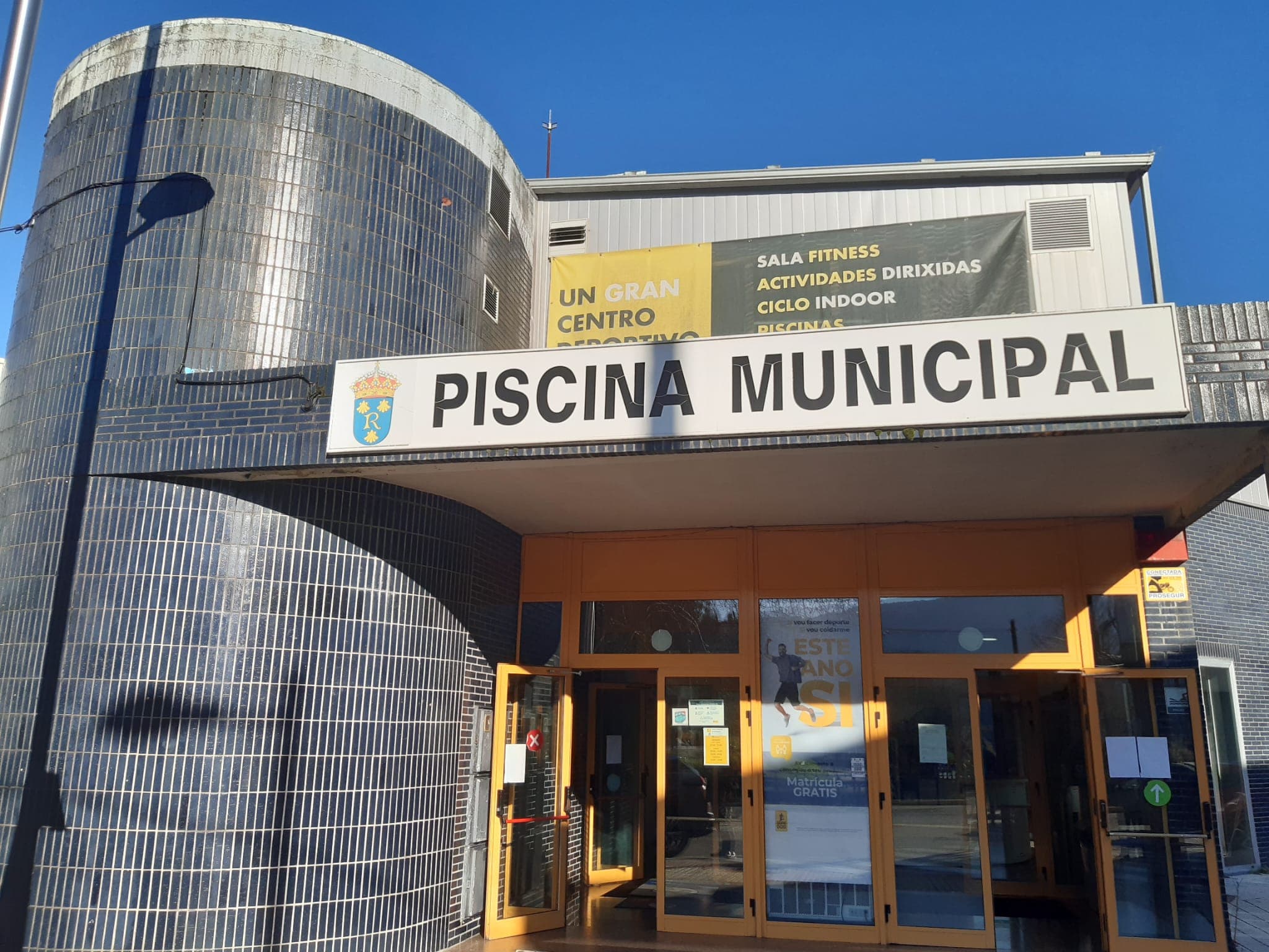 Asistencia Técnica para la tramitación de la concesión de la piscina municipal de Redondela y Chapela
