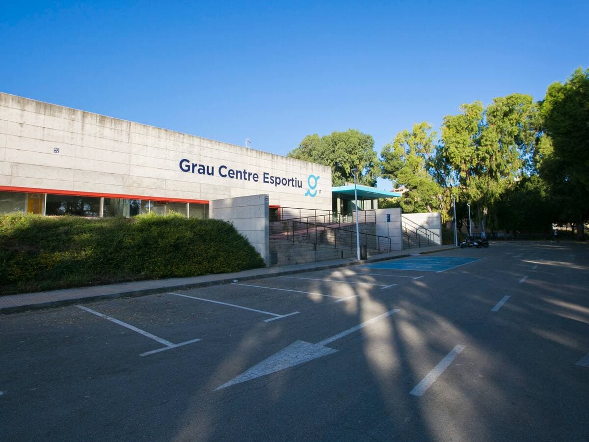 Asistencia técnica para la elaboración de un estudio de viabilidad del Centro Deportivo El Grau (Gandía)